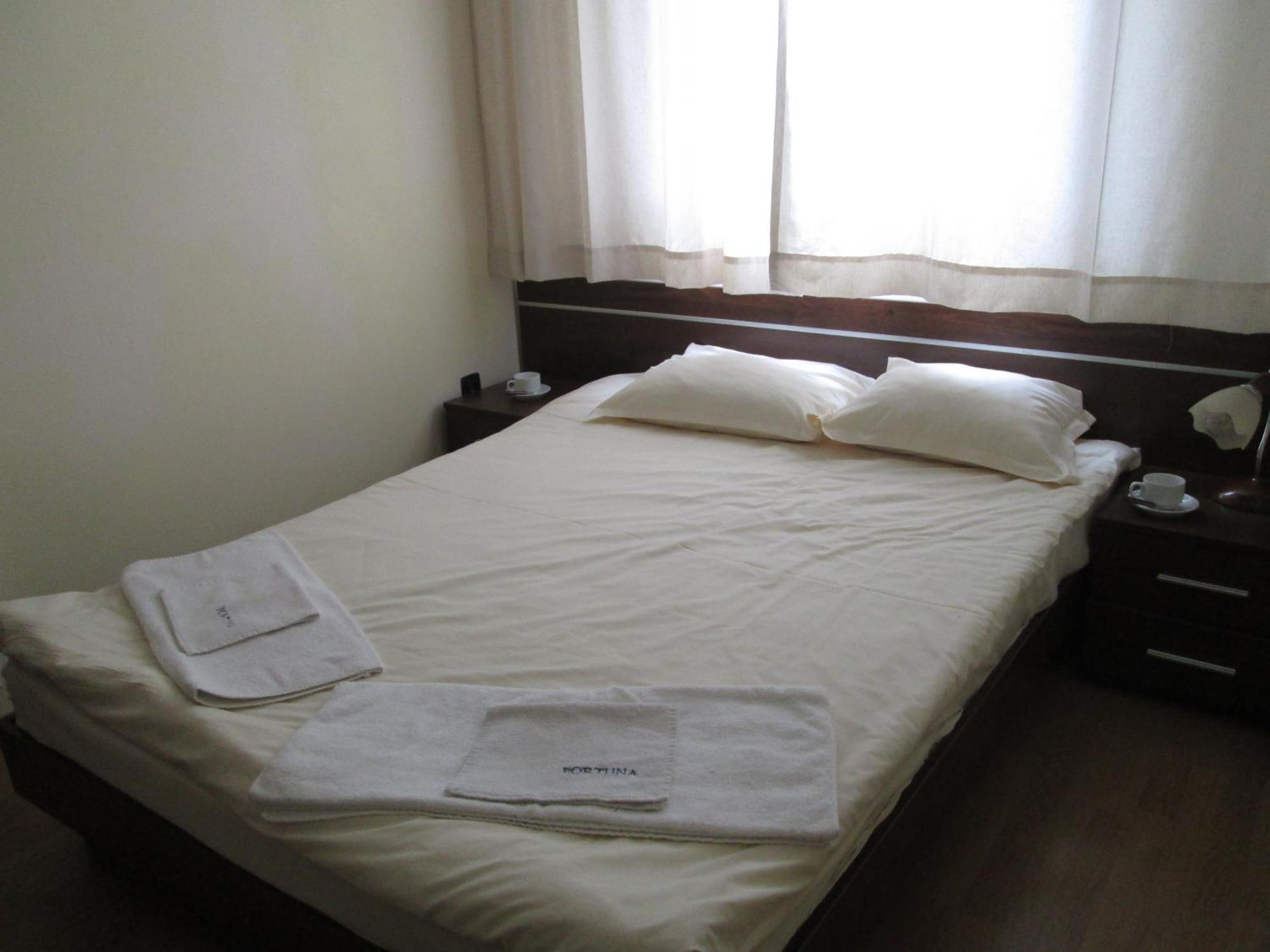Fortuna Complex Alexander Services Apartments Банско Экстерьер фото