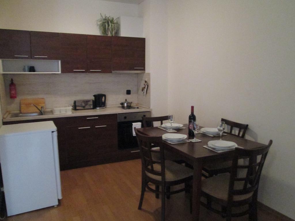 Fortuna Complex Alexander Services Apartments Банско Экстерьер фото